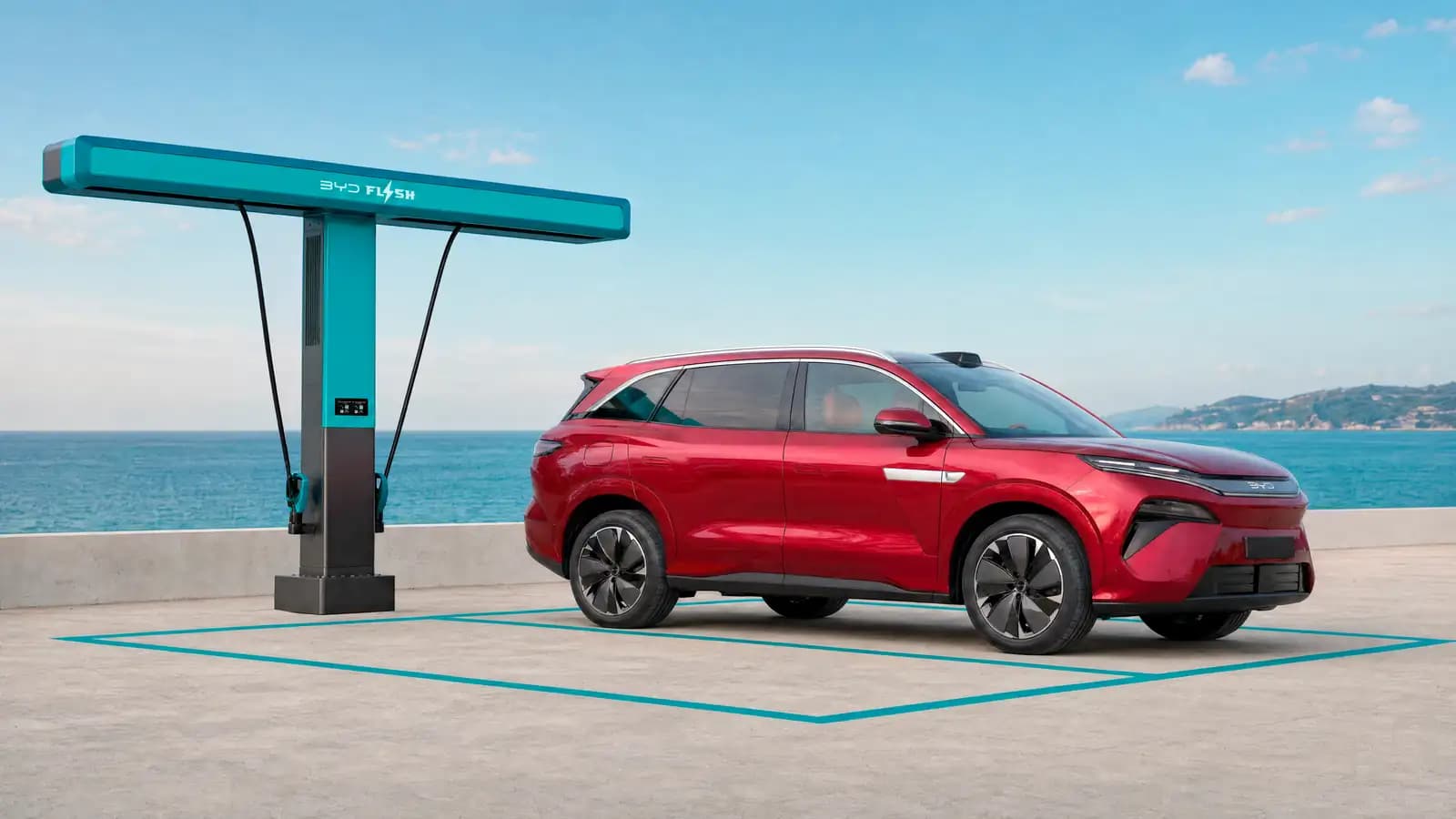 BYD PRESENTA EN EL SALÓN DEL AUTOMÓVIL DE PARÍS EL ATTO 8, SU SUV DE REPRESENTACIÓN CON TECNOLOGÍA DE CARGA ULTRARRÁPIDA FLASH CHARGING