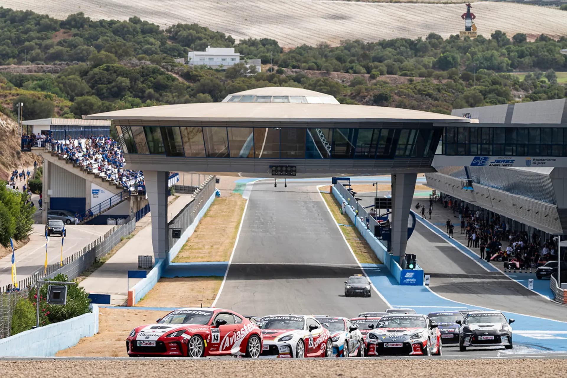 MARCO AGUILERA E IGNACIO RODRÍGUEZ, GANADORES DE LAS CARRERAS DE LA GR CUP SPAIN EN JEREZ